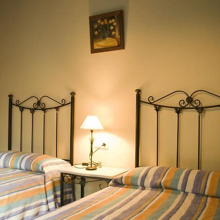 Villa Rural Montes Málaga: Lagar Don Sancho Habitación foto