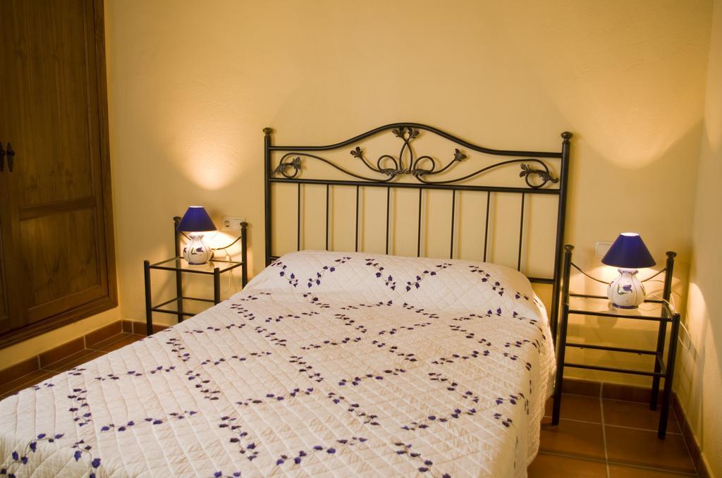 Villa Rural Montes Málaga: Lagar Don Sancho Habitación foto